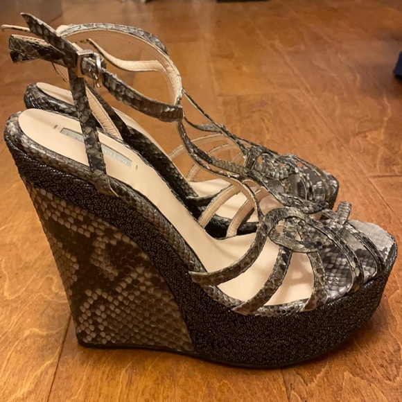 Giorgio Armani python wedge πΊ - Picture 6 of 8